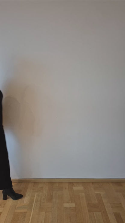 Black sweater & skirt (one size)